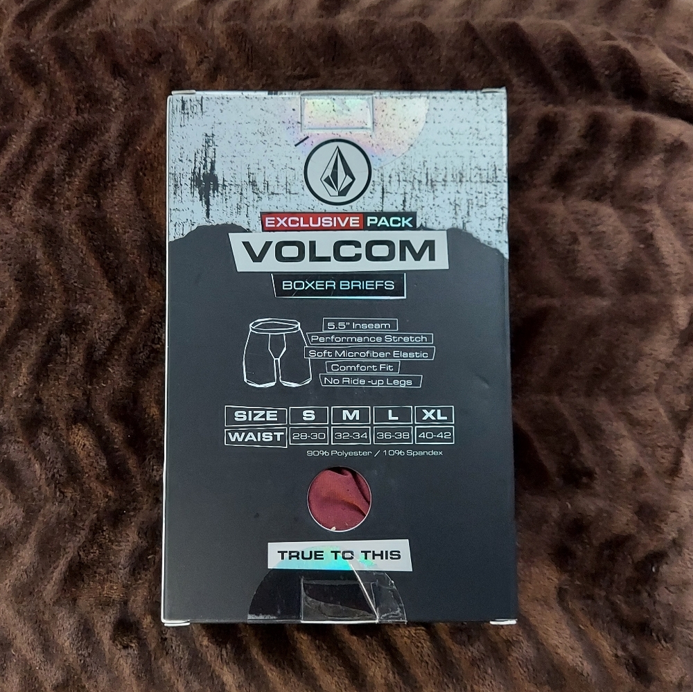 4-Pack Volcom Boxer Briefs - Picture 2 of 4